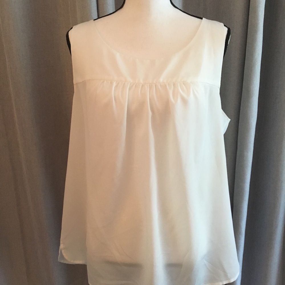 Off white sleeveless top